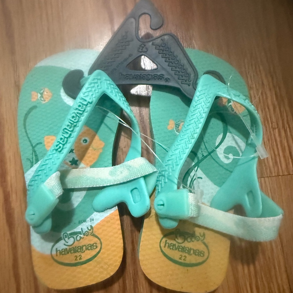 Baby Havaianas new size 7C Atlantis Green - turquoise orange fish